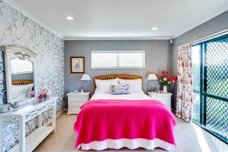 Photo of property in 2 Ebury Mews, Taradale, Napier, 4112