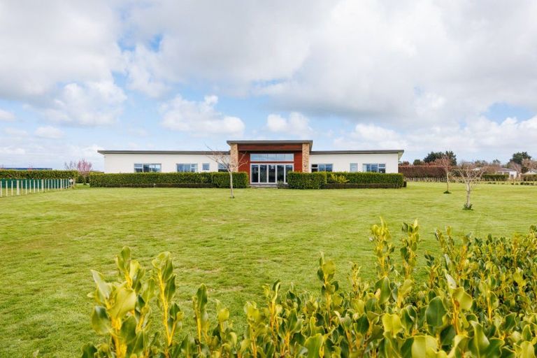 Photo of property in 171 Oroua Road, Kairanga, Palmerston North, 4475