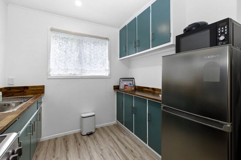 Photo of property in 71m Randwick Crescent, Moera, Lower Hutt, 5010