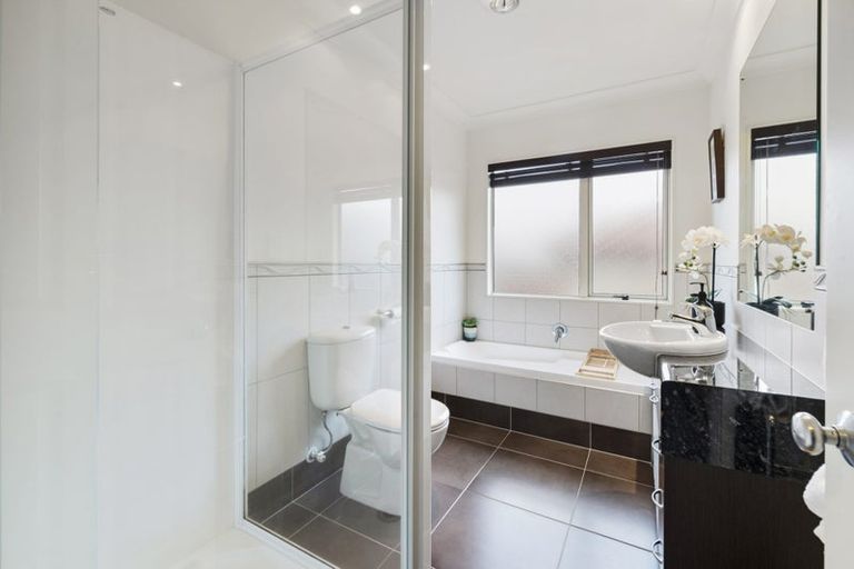 Photo of property in 45 Coachman Drive, Flat Bush, Auckland, 2016