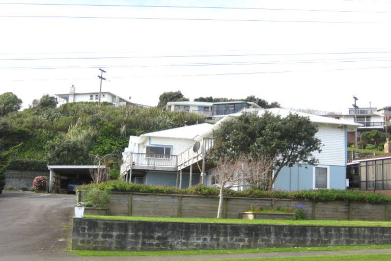 Photo of property in 183 Ngamotu Road, Spotswood, New Plymouth, 4310