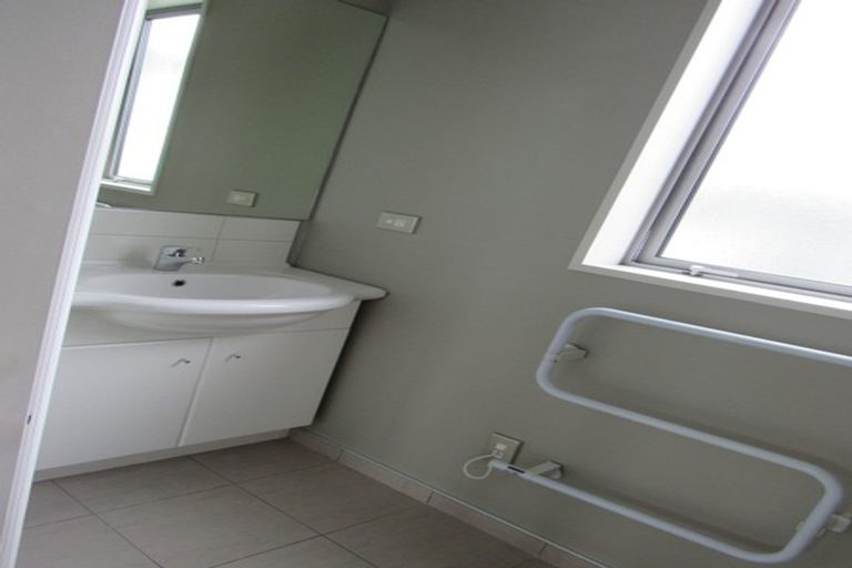 Photo of property in 172c Edgeware Road, Edgeware, Christchurch, 8013