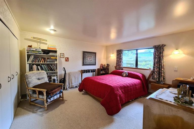 Photo of property in 100 Freyberg Avenue, Tamatea, Napier, 4112