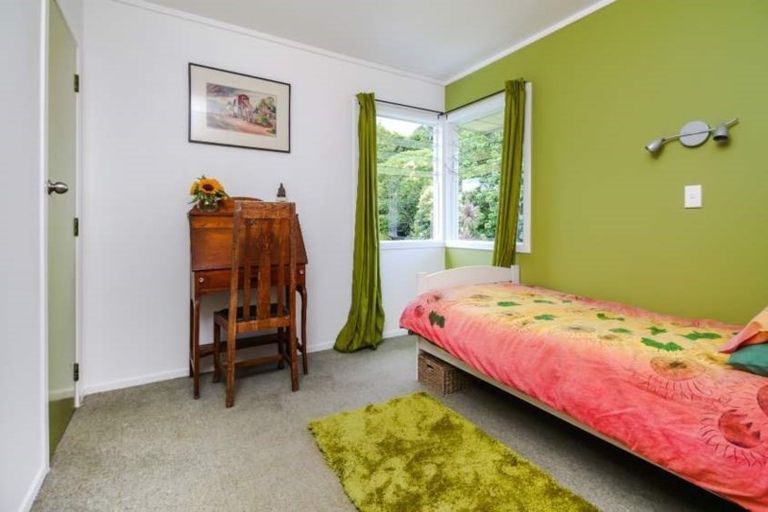 Photo of property in 182 Hutchinson Avenue, New Lynn, Auckland, 0600