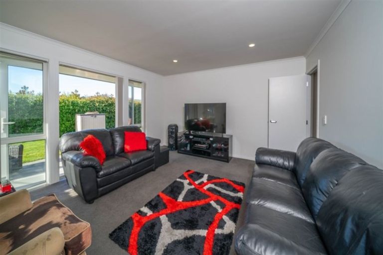 Photo of property in 103b Lowes Road, Rolleston, 7614