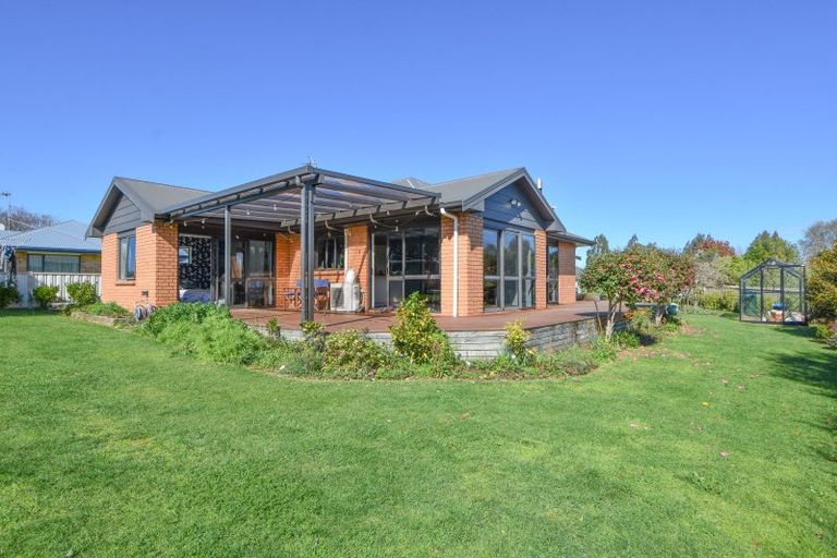Photo of property in 10 Rexwood Estate, Carterton, 5713