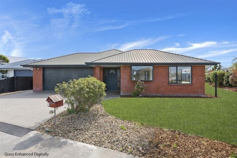 Photo of property in 36 Surfers Place, North New Brighton, Christchurch, 8083