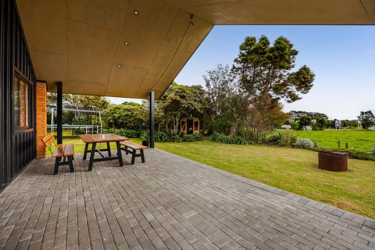 Photo of property in 13 Carthew Street, Okato, 4335