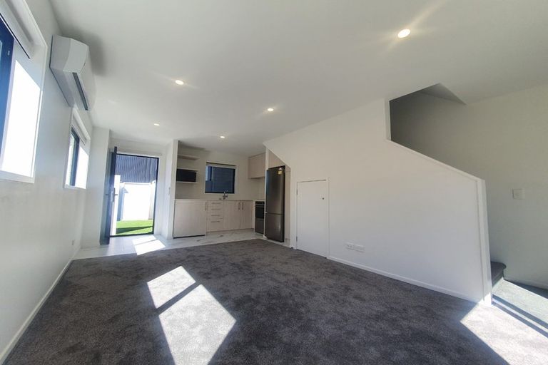 Photo of property in 9/59 Neil Avenue, Te Atatu Peninsula, Auckland, 0610