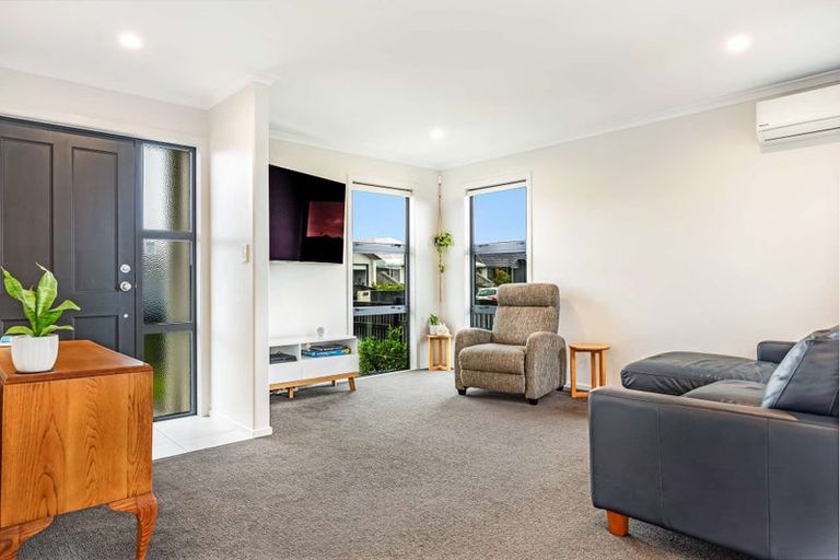 Photo of property in 77 Union Drive, Papamoa, 3118