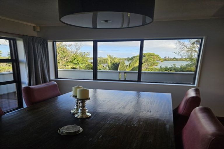 Photo of property in 559 Weymouth Road, Weymouth, Auckland, 2103
