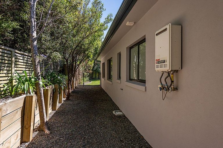 Photo of property in 11 Port Lane, Whitby, Porirua, 5024