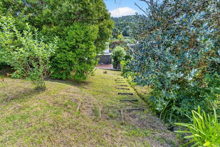 Photo of property in 11 Hillside Crescent, Leigh, 0985