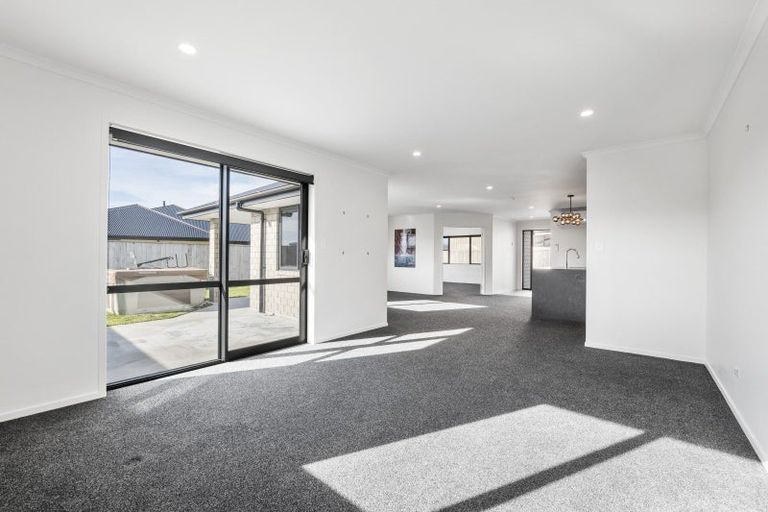 Photo of property in 48a 3 Celia Street, Stratford, 4332