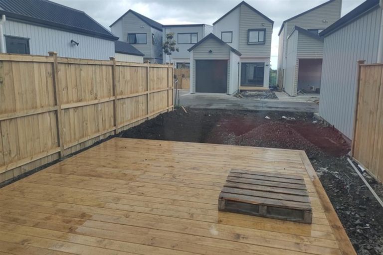 Photo of property in 61 Kairakau Street, Papakura, 2110