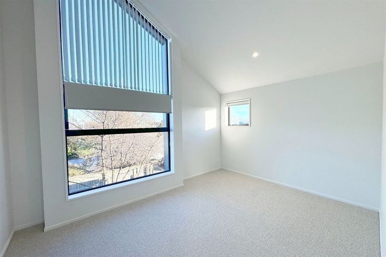 Photo of property in 202a Edgeware Road, Edgeware, Christchurch, 8013