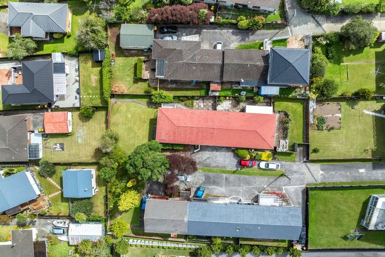 Photo of property in 4212a/2 Great North Road, Glendene, Auckland, 0602