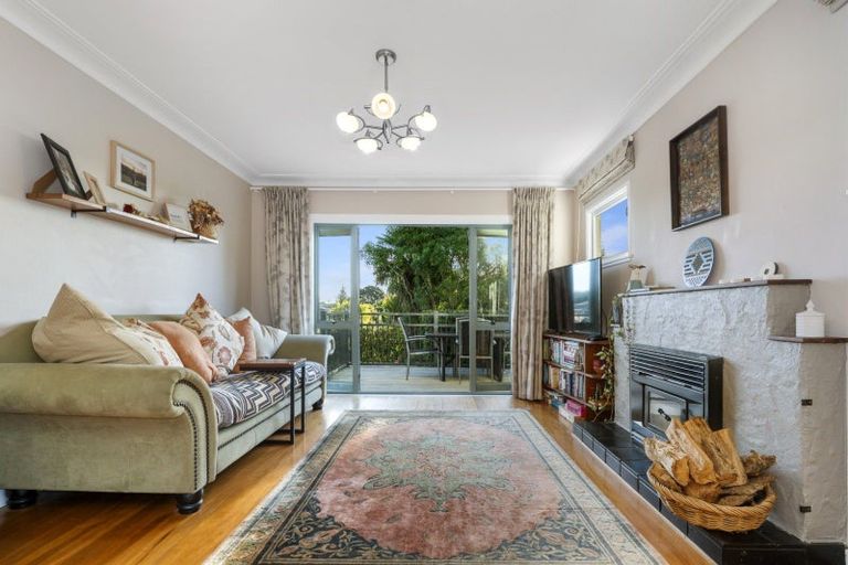 Photo of property in 100 Mansels Road, Parkvale, Tauranga, 3112