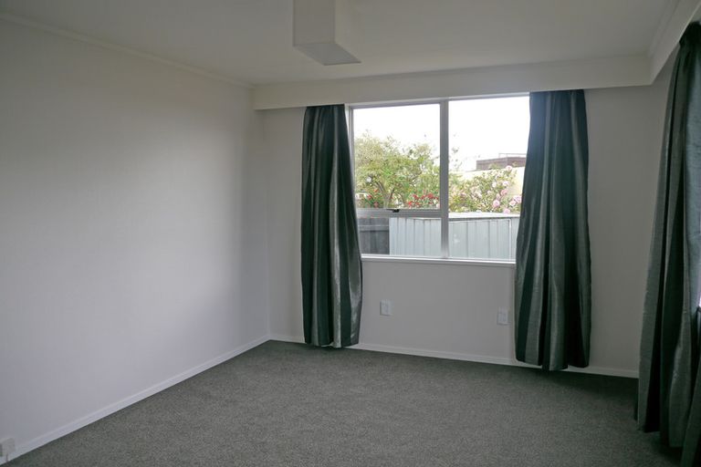 Photo of property in 76a High Street, Mosgiel, 9024