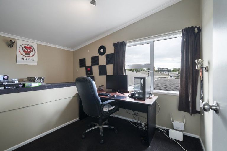 Photo of property in 16 Short Street, Ashhurst, 4810