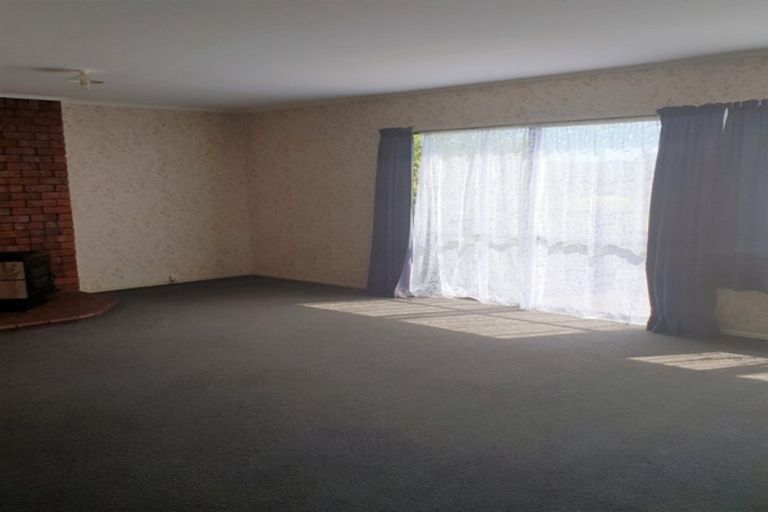 Photo of property in 7 Lina Place, Waiuku, 2123