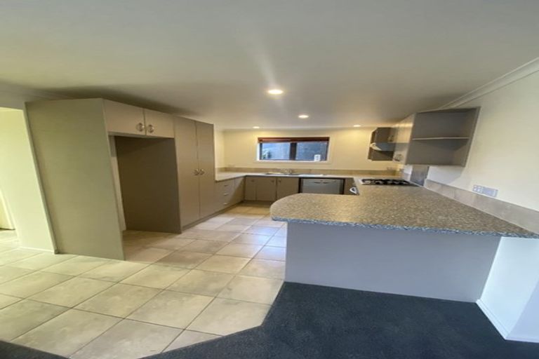 Photo of property in 281 Riverhead Road, Riverhead, 0892