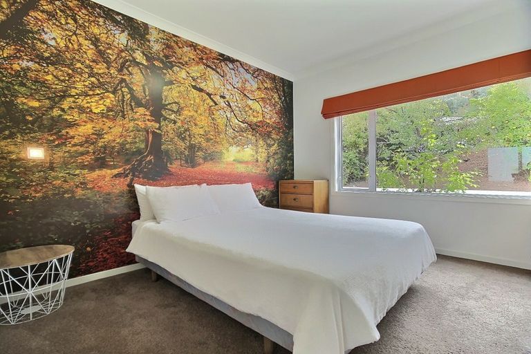 Photo of property in 115 Kent Terrace, Taradale, Napier, 4112