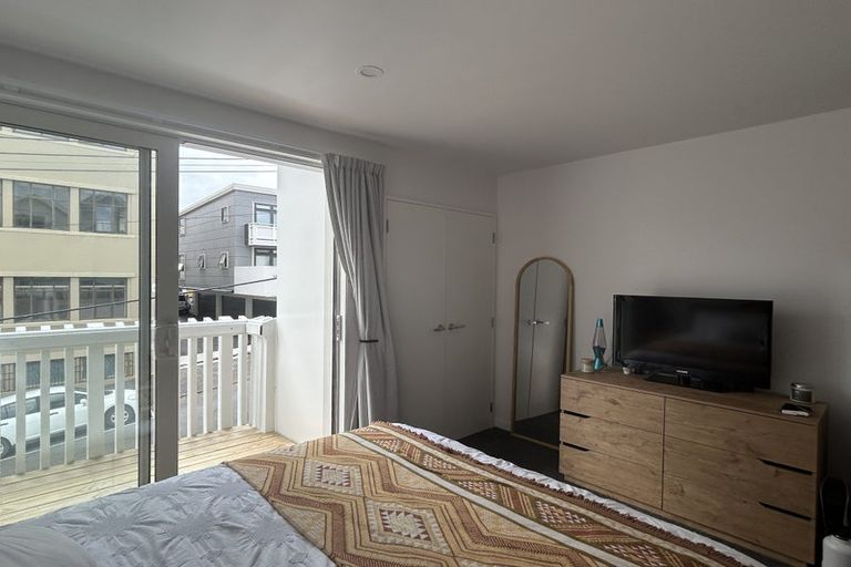 Photo of property in 30u3 Pirie Street, Mount Victoria, Wellington, 6011