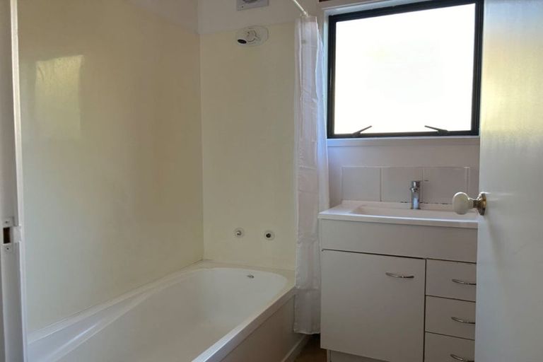 Photo of property in 33 Anzac Street, Takapuna, Auckland, 0622