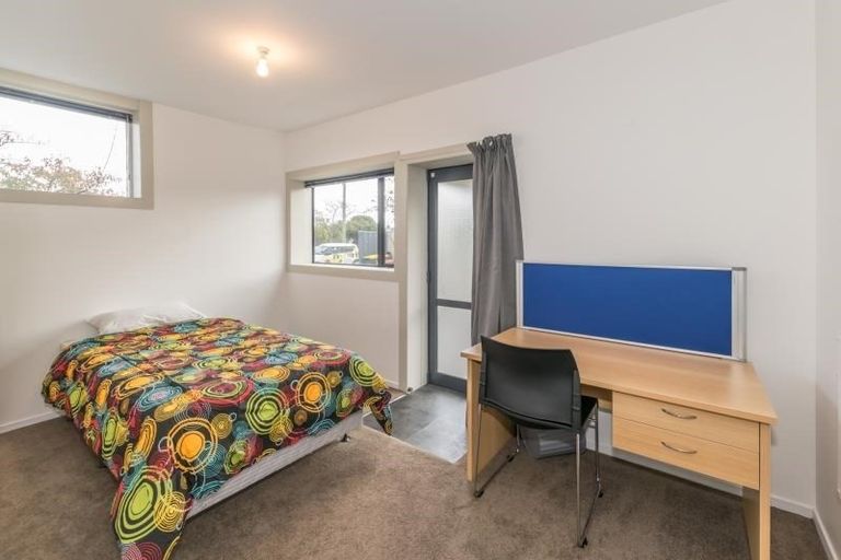 Photo of property in 195 Springs Road, Hornby, Christchurch, 8042