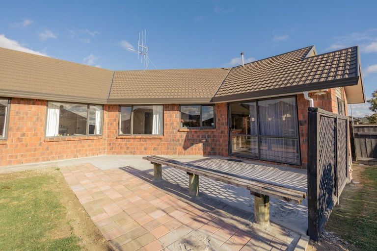 Photo of property in 4 Nevada Way, Kelvin Grove, Palmerston North, 4414