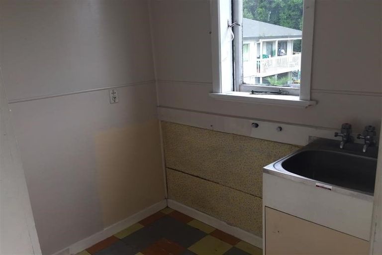 Photo of property in 306 Lincoln Road, Henderson, Auckland, 0610