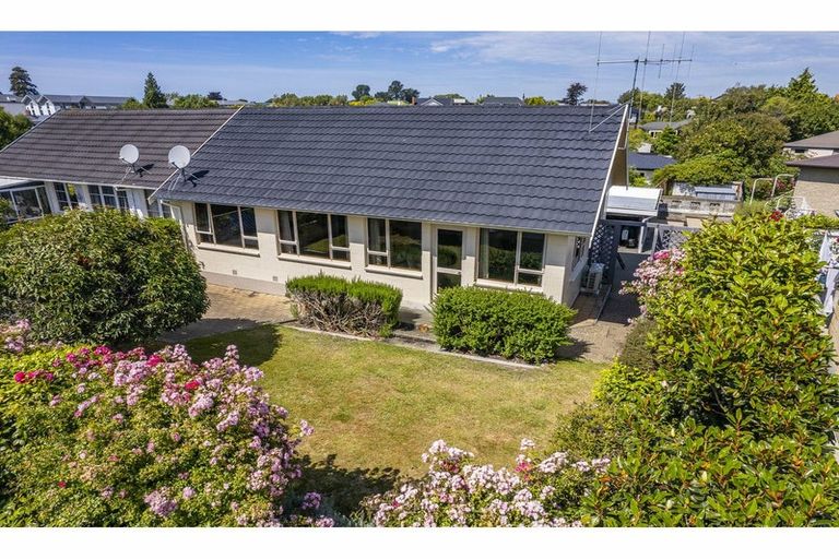 Photo of property in 2 Kitchener Square, Highfield, Timaru, 7910