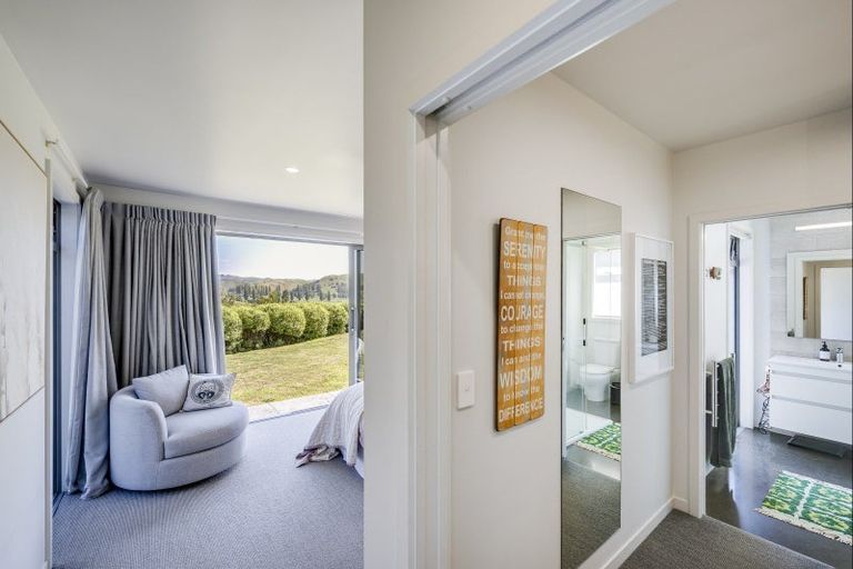 Photo of property in 46 Kopaki Bay Road, Puketapu, Napier, 4182