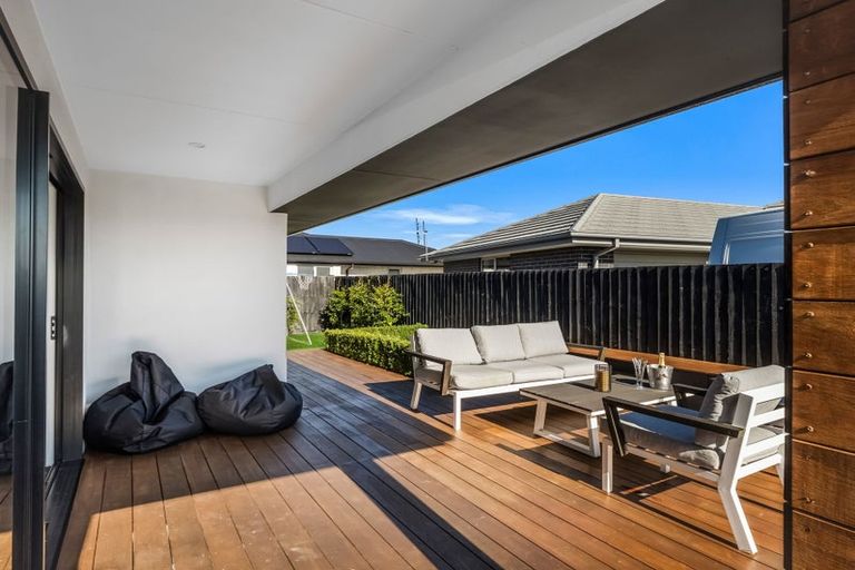 Photo of property in 12 Wandle Street, Marshland, Christchurch, 8083