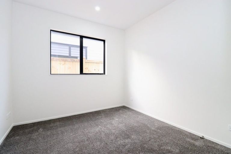 Photo of property in 14 Kaapehu Street, Karaka, 2578