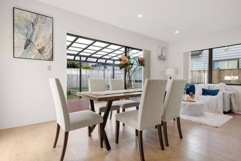 Photo of property in 6 Hinoki Way, Flat Bush, Auckland, 2019
