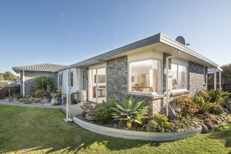 Photo of property in 9 Crisp Drive, Papamoa Beach, Papamoa, 3118