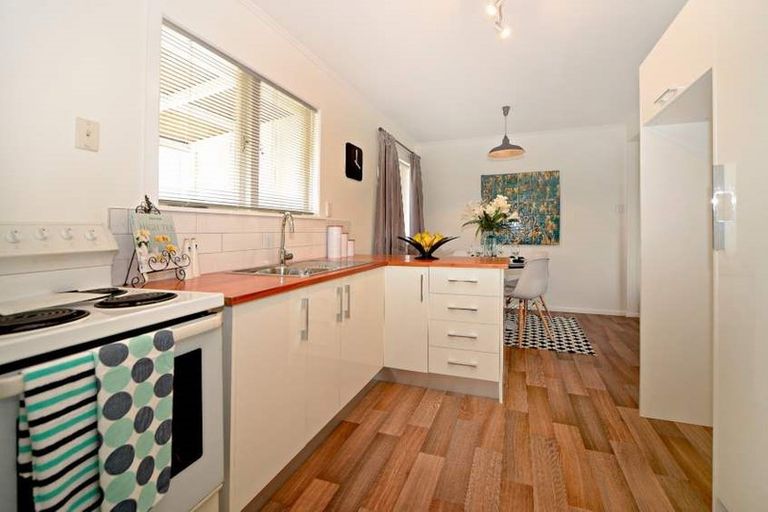 Photo of property in 172 Old Wairoa Road, Papakura, 2110