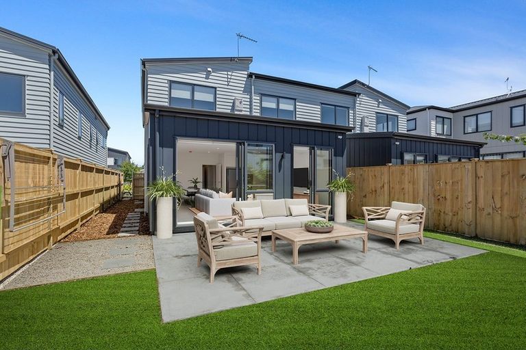 Photo of property in 27 Exmoor Road, Karaka, Papakura, 2113
