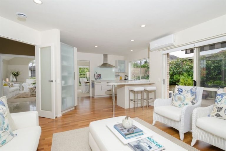 Photo of property in 14 Hendrika Court, Hobsonville, Auckland, 0618