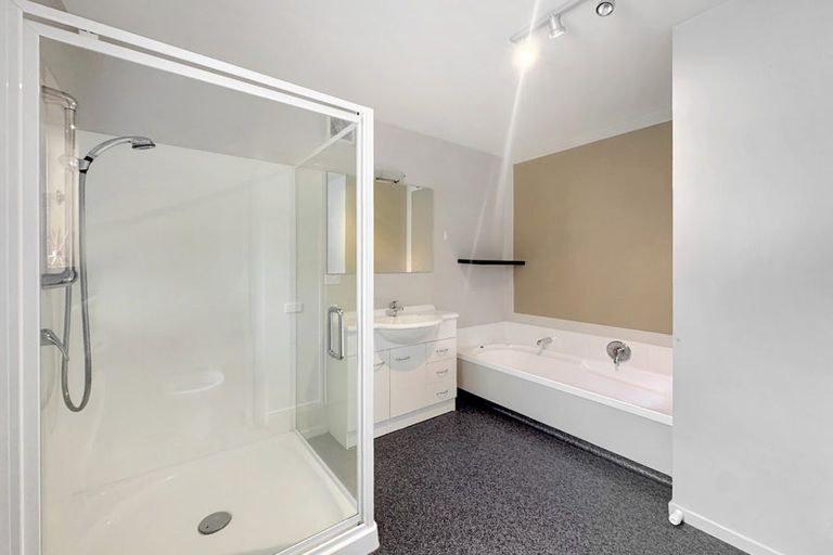 Photo of property in 27a Waverton Terrace, Churton Park, Wellington, 6037