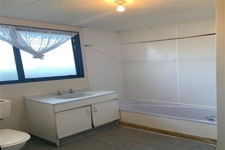 Photo of property in 3/17 Barneys Farm Road, Clendon Park, Auckland, 2103