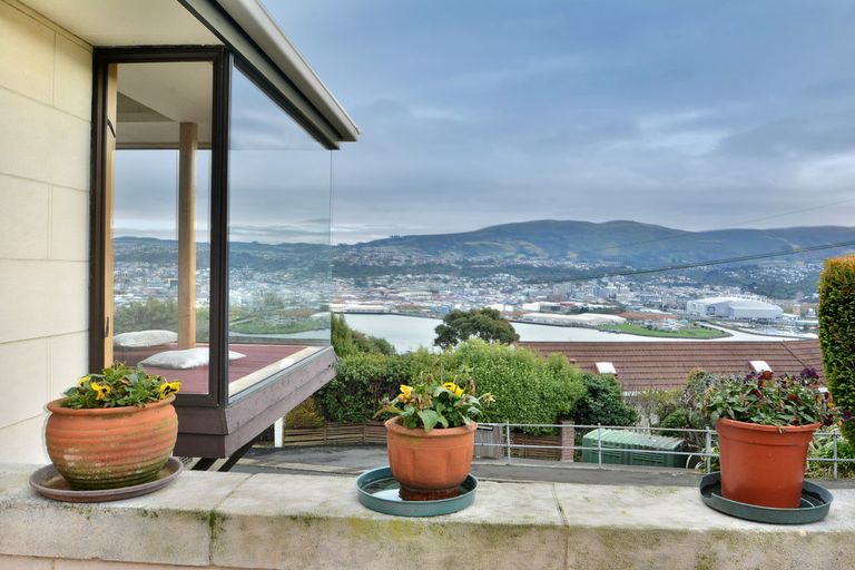Photo of property in 126 Doon Street, Waverley, Dunedin, 9013