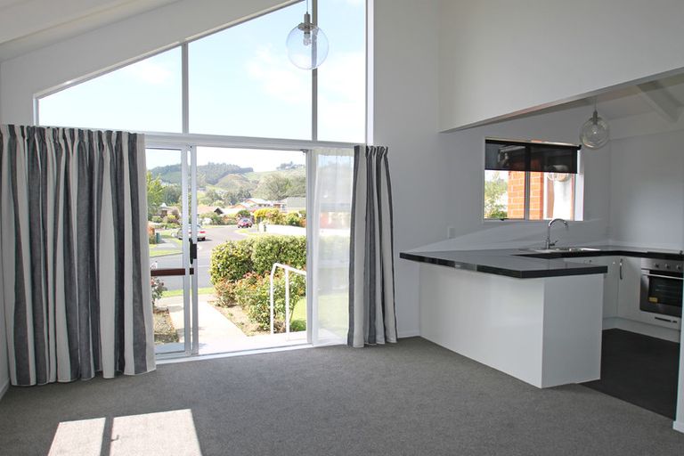 Photo of property in 76a High Street, Mosgiel, 9024