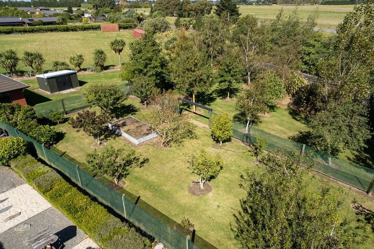 Photo of property in 33 Mchugh Crescent, Darfield, 7510