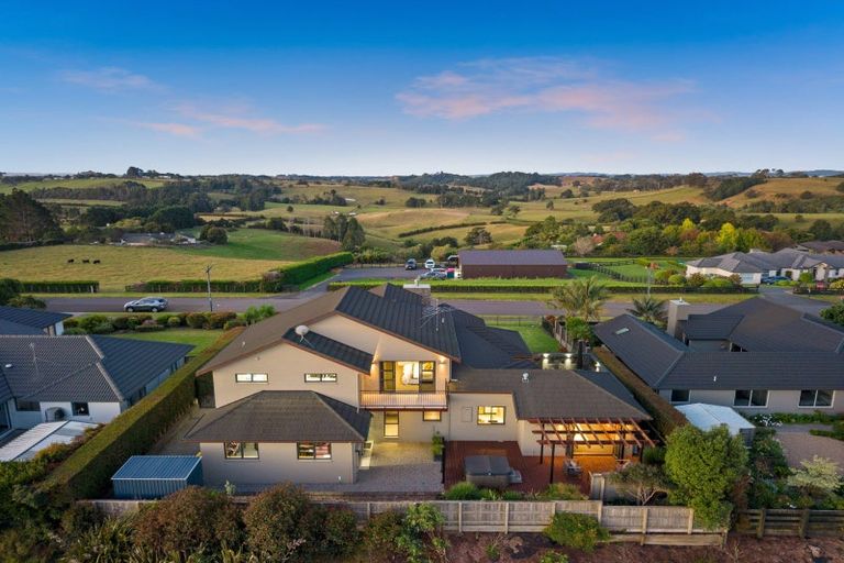 Photo of property in 24 Grace James Road, Pukekohe, 2120