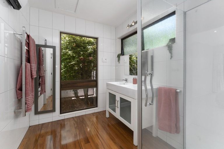 Photo of property in 7 Maungakotukutuku Road, Paraparaumu, 5032