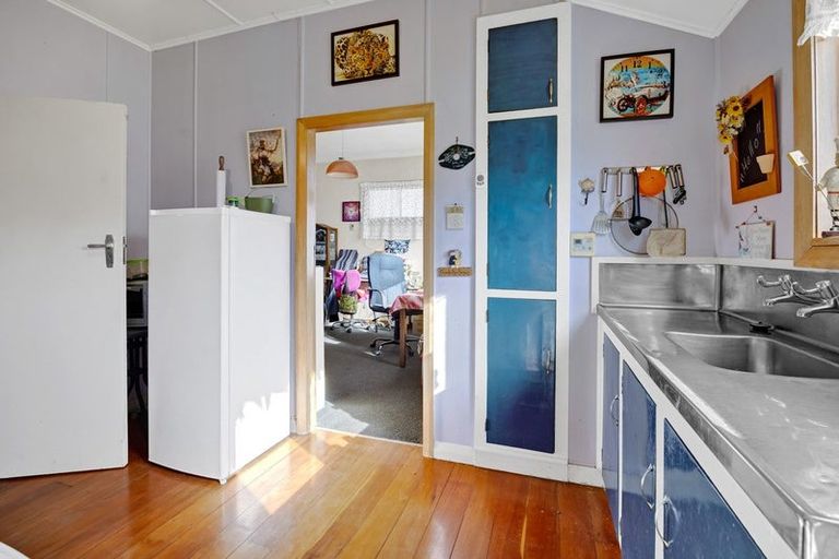Photo of property in 51 Terou Street, Manaia, 4612