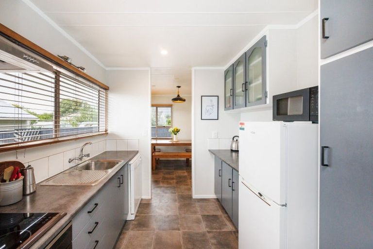Photo of property in 27 Ferndale Place, Feilding, 4702